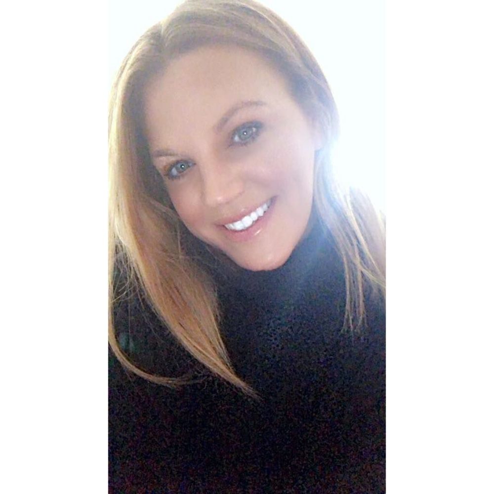 Meet your Posher, Lara